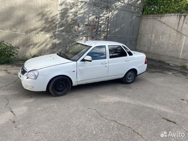 LADA Priora 1.6 МТ, 2015, битый, 150 000 км