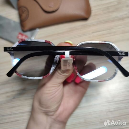 Солнцезащитные очки ray ban