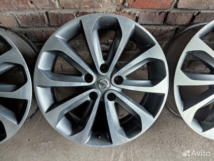 Оригинальные диски Nissan R18 5х114.3