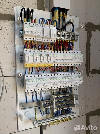 Услуги электрика электромонтажные работы