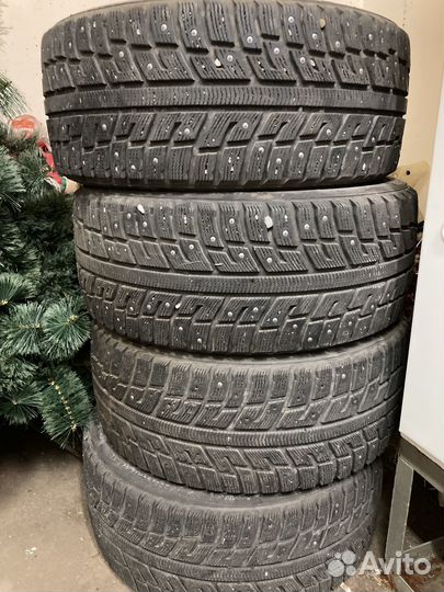 Kumho I'Zen KW22 235/45 R17 97T