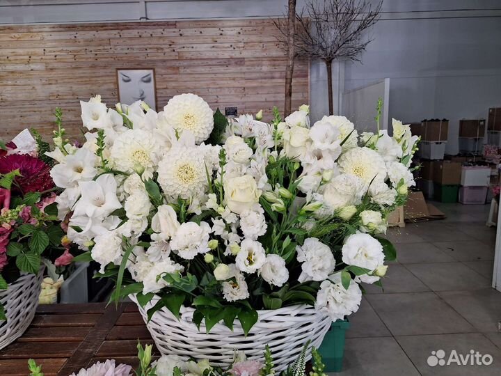 Цветы, розы и букеты с доставкой