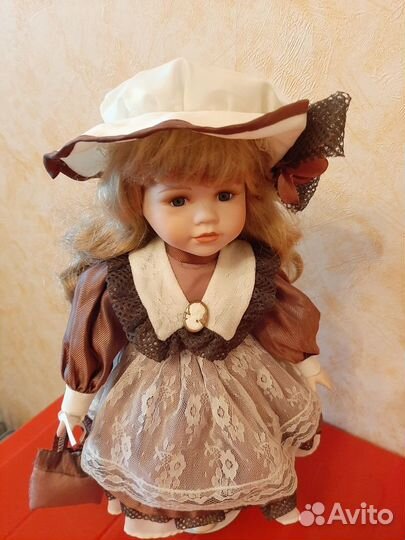 Кукла фарфоровая remeco collection