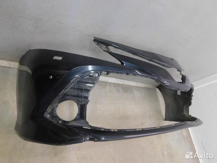 Бампер передний Toyota Camry