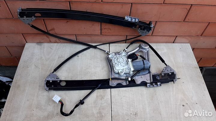 Стеклоподъемник двери Mercedes S-Class W220