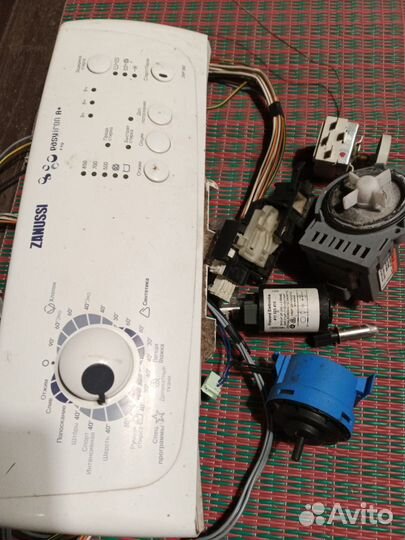 Запчасти от стиральной машины Занусси zWP 582