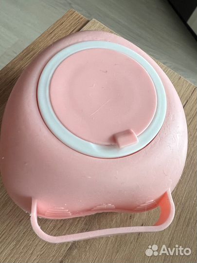 Щетка для мытья животных с дозатором