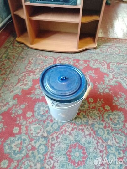 Эмалированное ведро