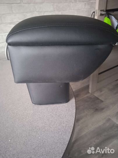 Подлокотник на шевроле