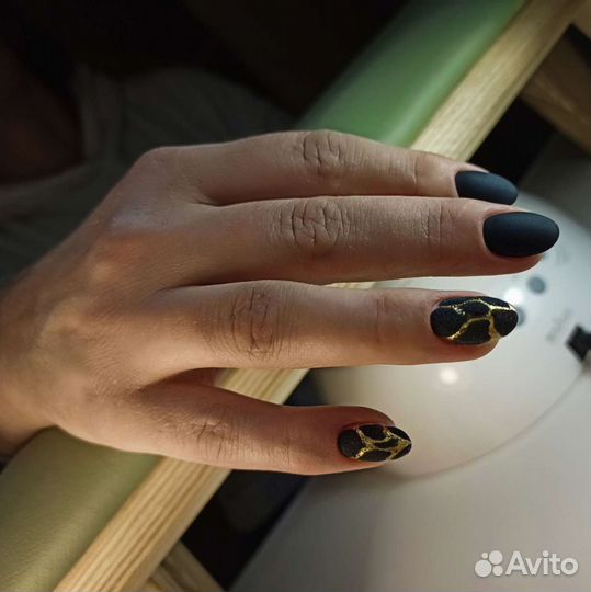 Маникюр/педикюр