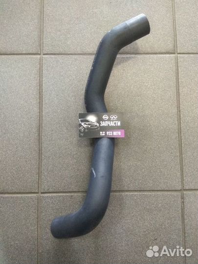 Новый патрубок радиатора Инфинити Fx37 215031CB0A