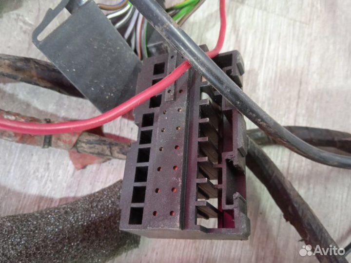 Проводка (коса) подкапотная Volkswagen Passat B4