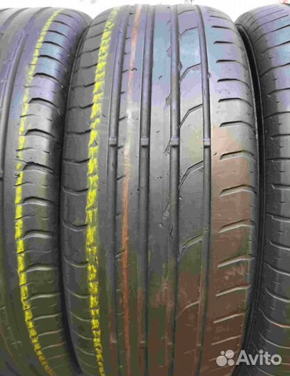Continental ContiPremiumContact 2 215/60 R17 96H