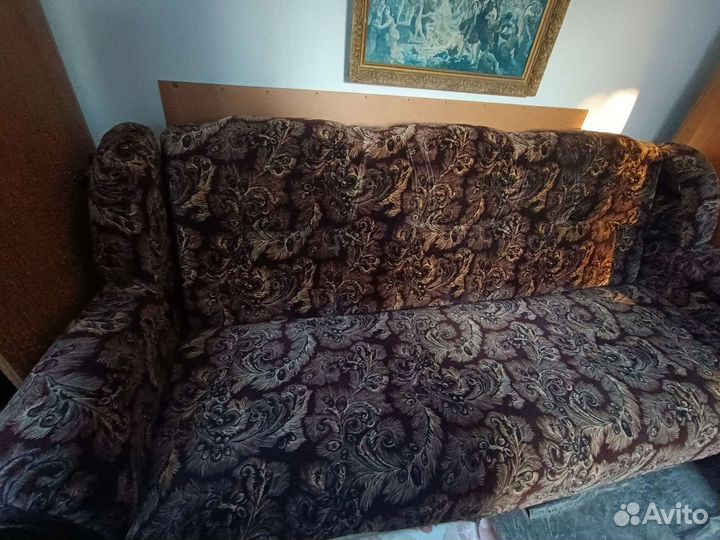 Диван книжка