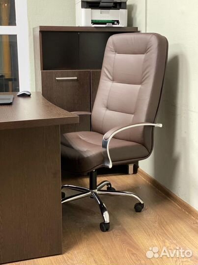 Компьютерное кресло