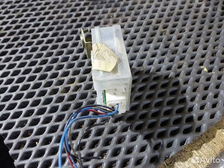 Иммобилайзер GG2M675D2 Mazda 626