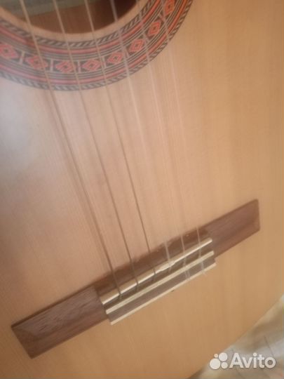 Классическая гитара yamaha c40m