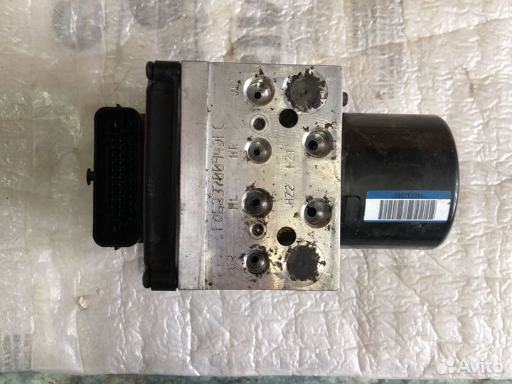 Блок абс насос ABS VW Passat B6 2005-10 3C061405S