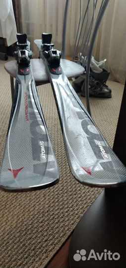 Горные лыжи и ботинки женские