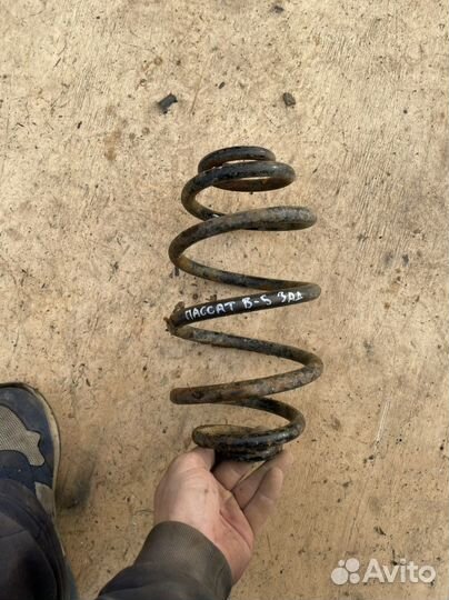 Пружина задняя Volkswagen passat b5