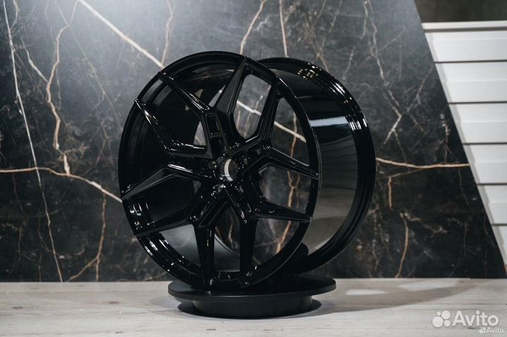 Кованные диски R21 Mercedes-Benz C-Class AMG