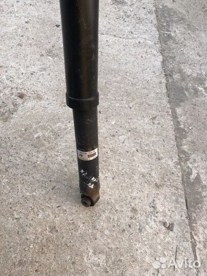 Амортизатор задний Nissan X-Trail (T31) Qashqai