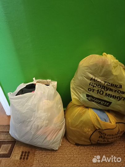 Отдам детские вещи