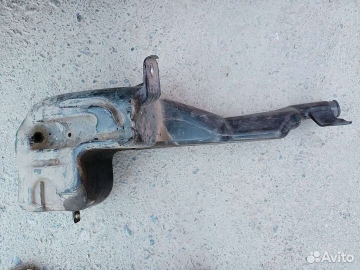 Бочок омывателя opel Н