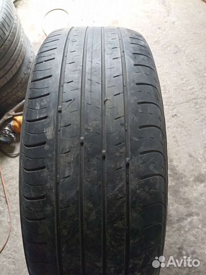 Kumho Solus SA01 Plus 215/60 R17