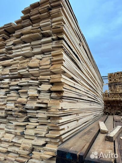 Необрезная доска 50х100х6000 из ели