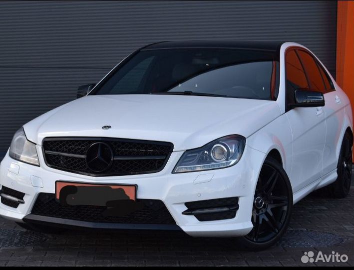 Стекло фары Mercedes C klass w204 рестайлинг