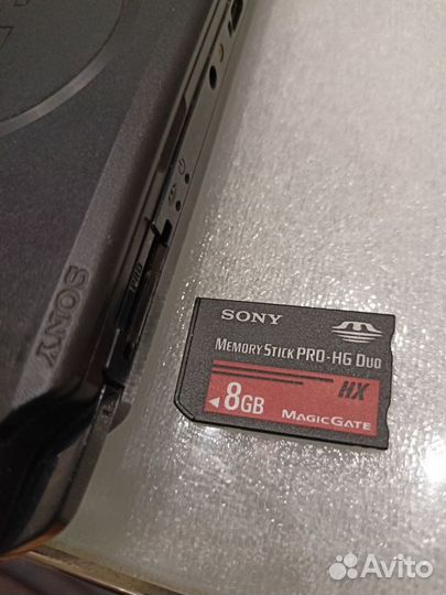 Игровая приставка Sony PSP-E 1004