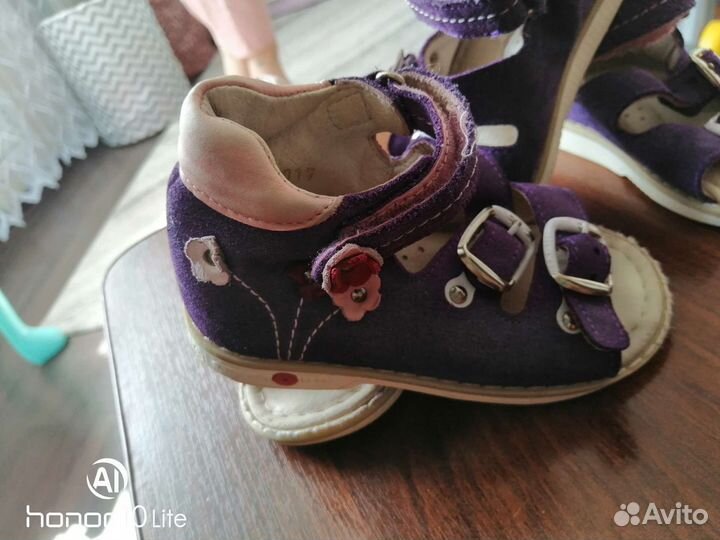 Босоножки для девочки 24 размер