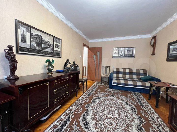 2-к. квартира, 54 м², 1/5 эт.