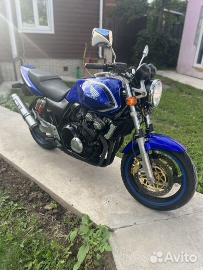 Honda cb 400 vtec2