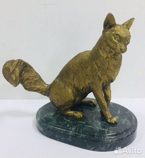 Кот. Кошка. Бронза. Камень змеевик