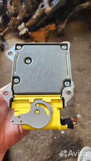 Блок управления AIR BAG VAG