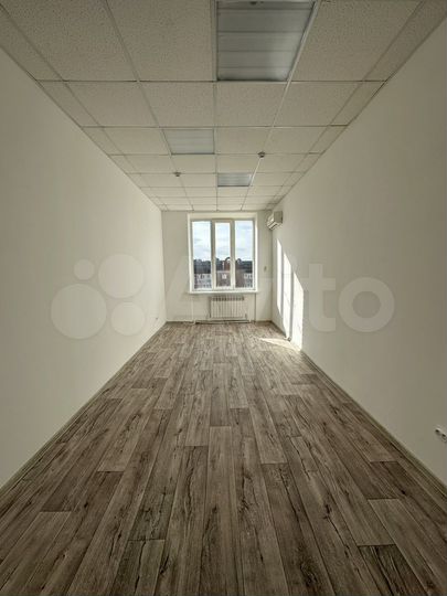 Офис в бц 310.2 м²