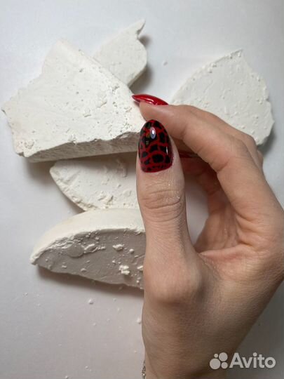 Модель на маникюр