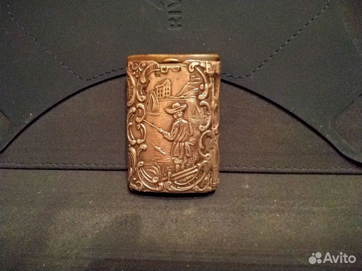 Серебрянная спичечница