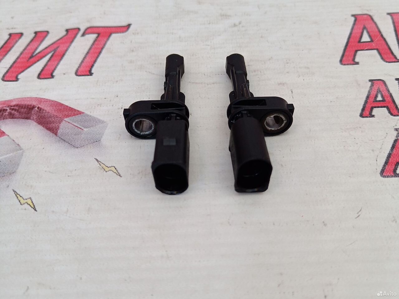 Датчик абс задний Шкода Октавия А7