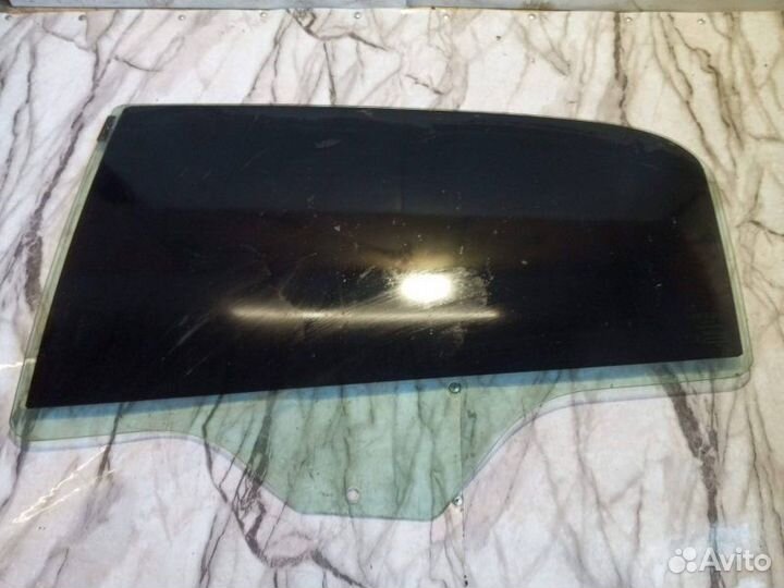 Стекло двери заднее левое Fiat Punto 199 350