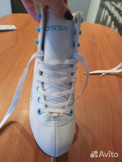 Коньки фигурные