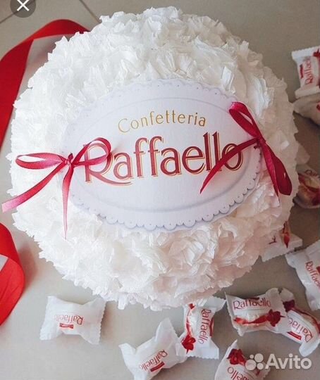 Большая конфета Rafaello
