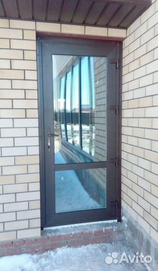 Пластиковые двери / Входная группа