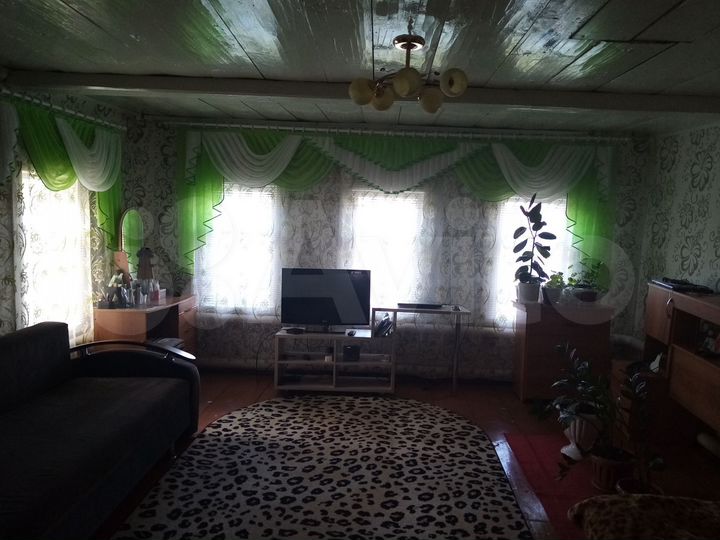 Дом 48 м² на участке 10 сот.