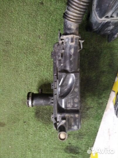 Корпус воздушного фильтра Peugeot 206 седан KFW