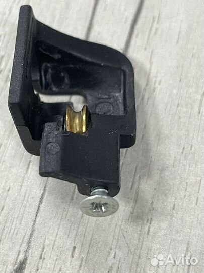 BMW K18 / K19 направляющая троса