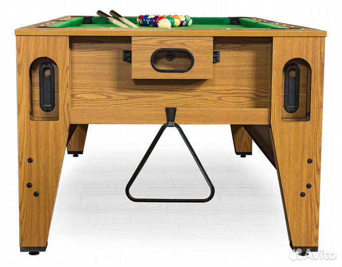 Бильярдный стол