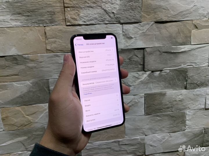 iPhone Xs, 64 ГБ